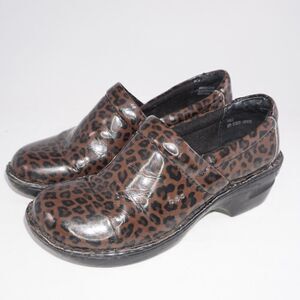 BOC Born Animal/Cheetah Print Nursing Clogs, Sz 9